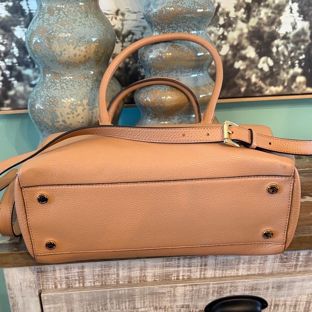 Michael Kors Cognac Leather Satchel with Gold Hardware beautiful - Picture 7 of 11